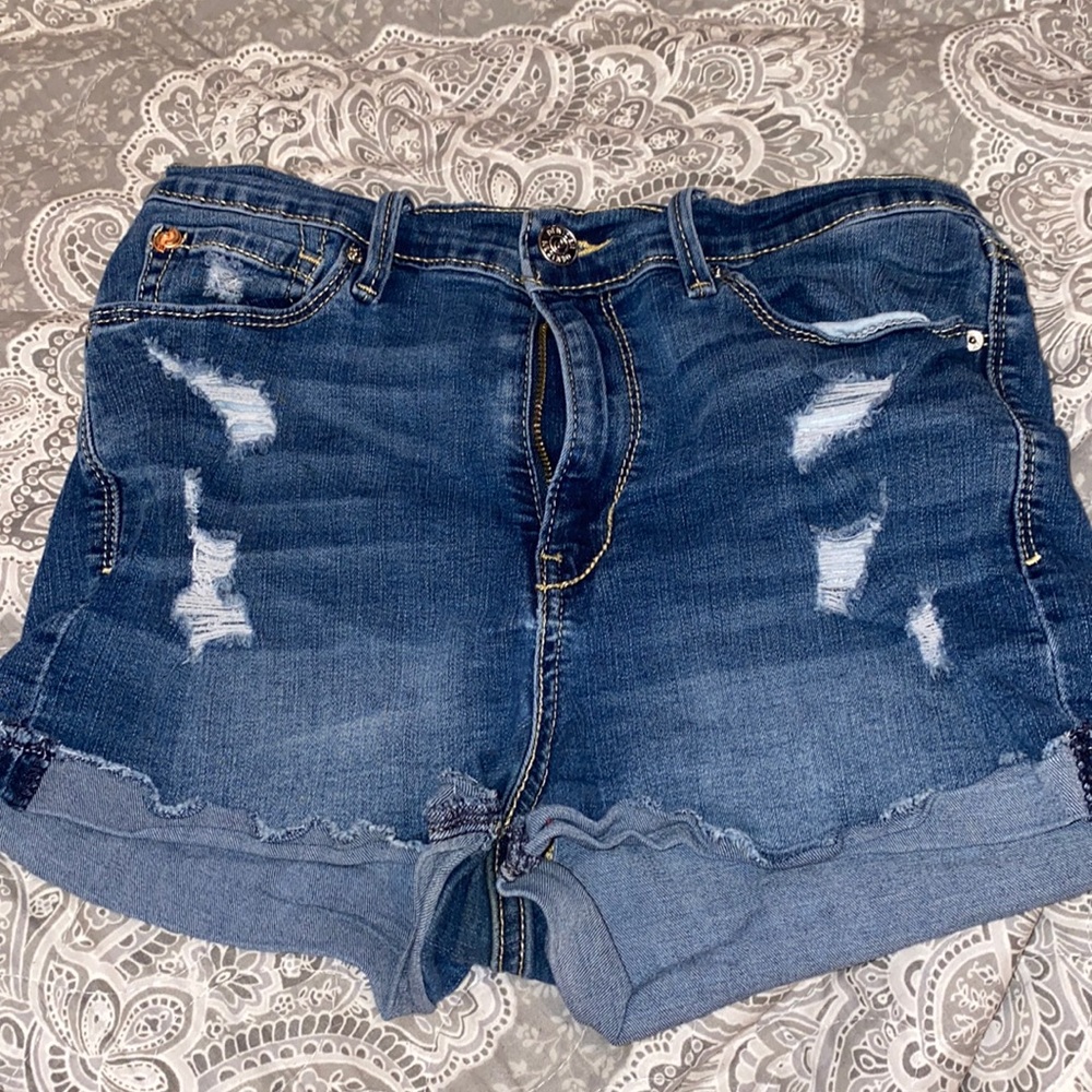 Denizen Jean shorts
